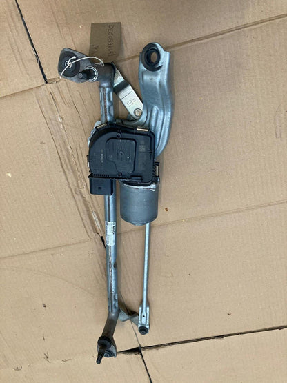 Volkswagen Golf MK8 R-Line 2021 FrontT Wiper Motor & Linkage 5H2955023C