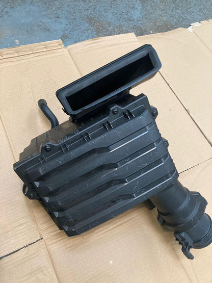 Volkswagen Polo (AW / MK6) Air Filter Box Intake Duct Guide 2Q0129618