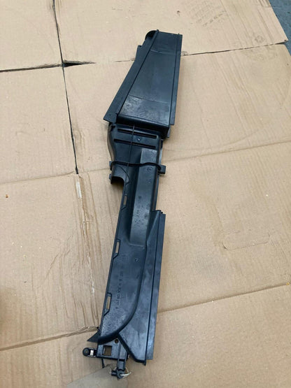 Volkswagen Golf MK8 Air Intake Duck Guide 5Q0129254E