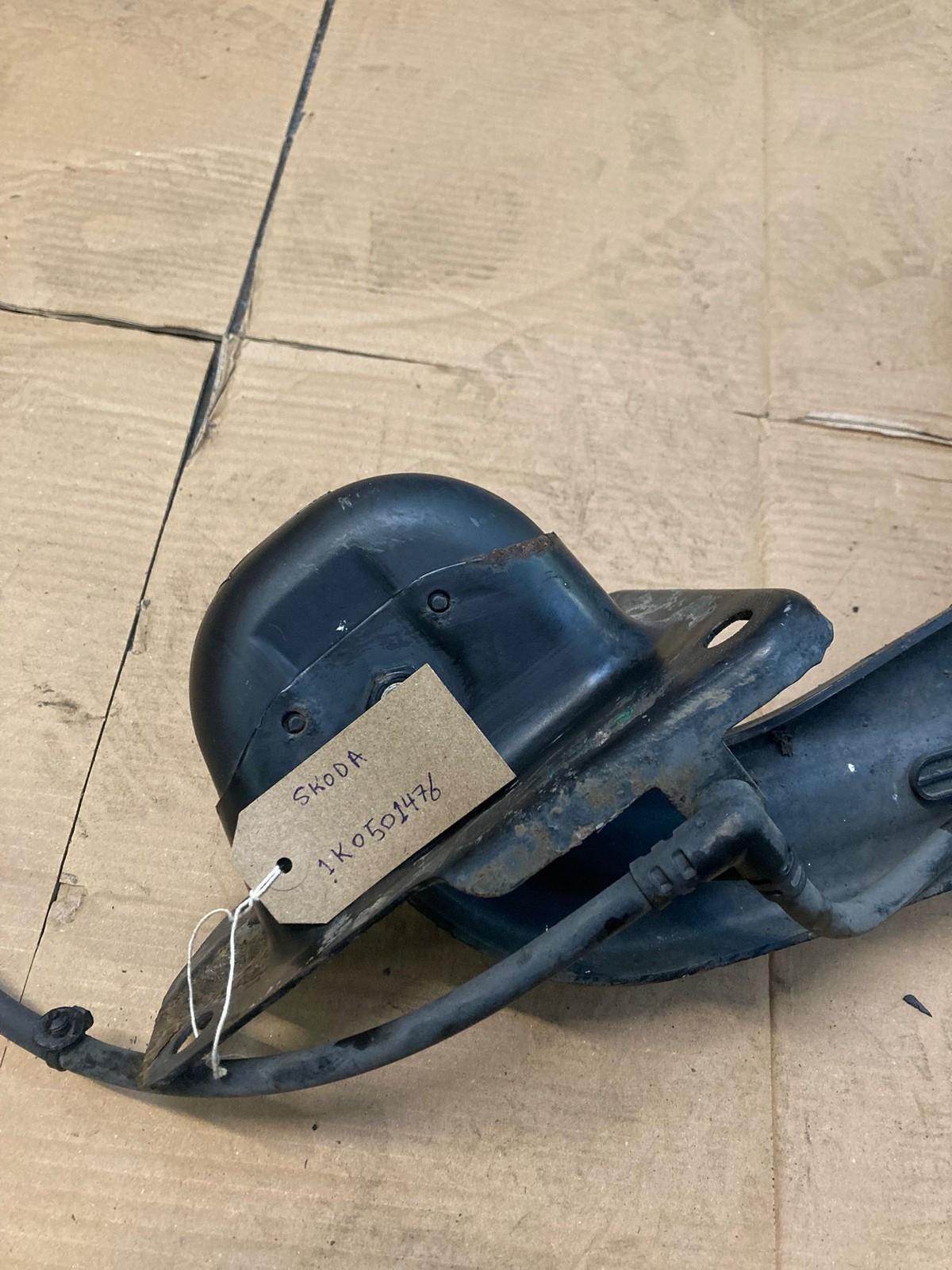 Skoda Yeti 2013 Rear Right Hub Carrier / Trailing Arm 1K0501476 (09-17)