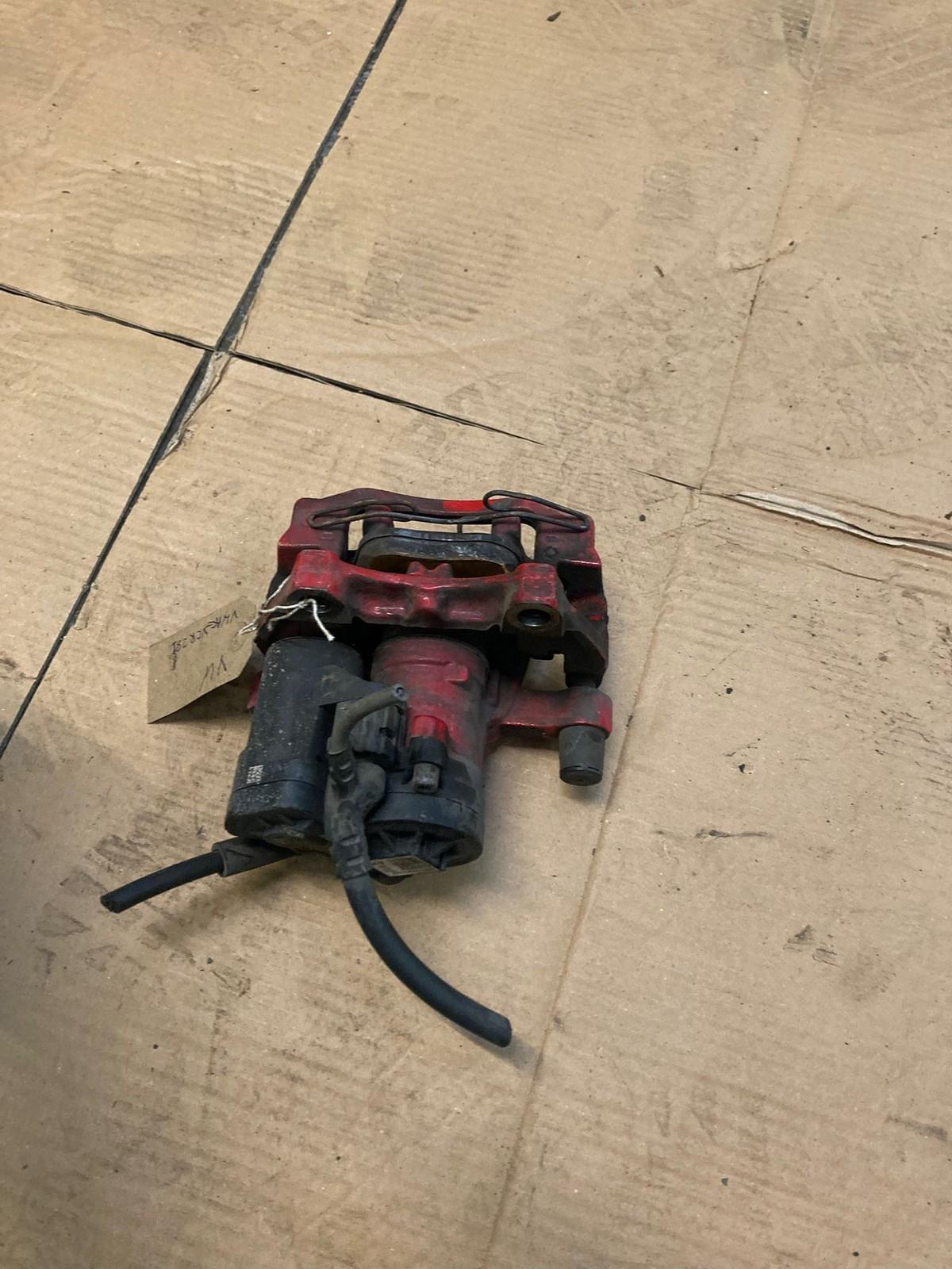 Volkswagen Seat Leon (KL1) STYLE 2020 Rear Right Brake Caliper VWAGVCR281