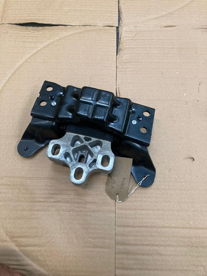 Volkswagen Golf MK7/MK8 2013+ Left Engine Gearbox Mounting 5Q0199555T