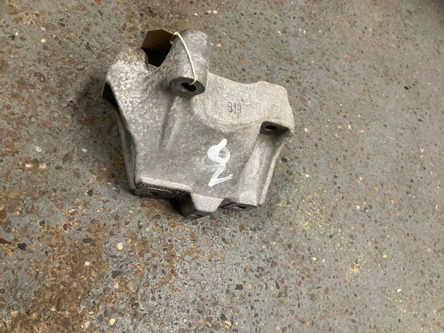 Volkswagen Polo/Audi/Skoda (2018 onwards) Left Engine Mount Bracket 5Q0199117A