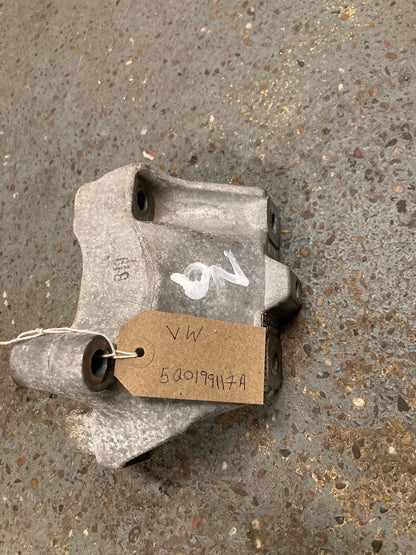 Volkswagen Polo/Audi/Skoda (2018 onwards) Left Engine Mount Bracket 5Q0199117A