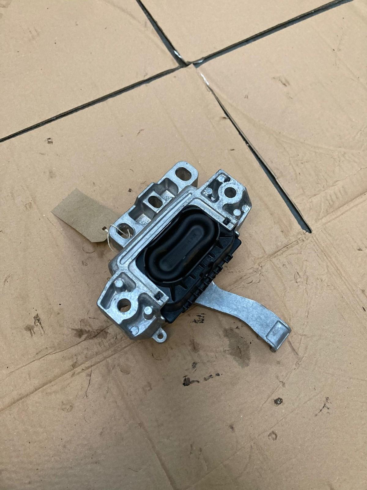 Audi Q2 / A3 / Q3 2018-22 Right Side Engine Mount Bracket 5WA199262D