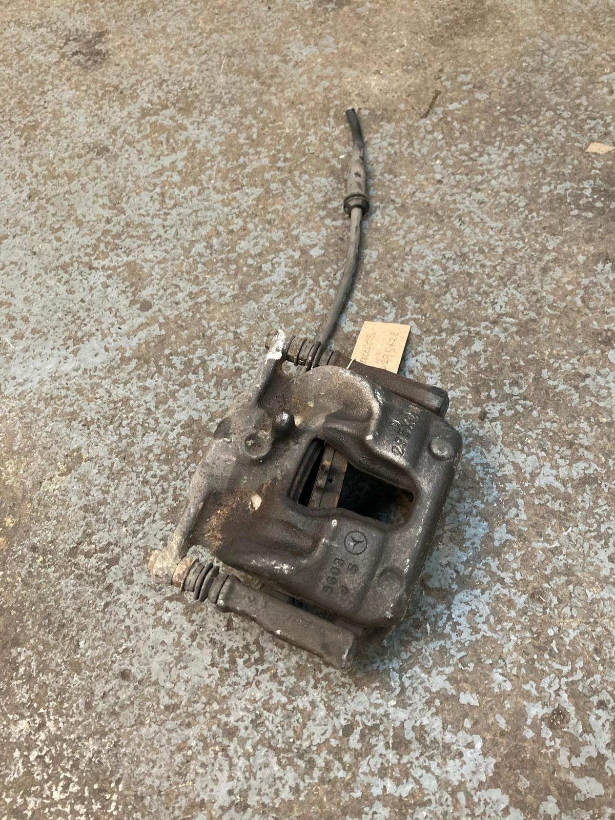 Mercedes E-Class W212 (2009-2016) Front Brake Caliper D295X28