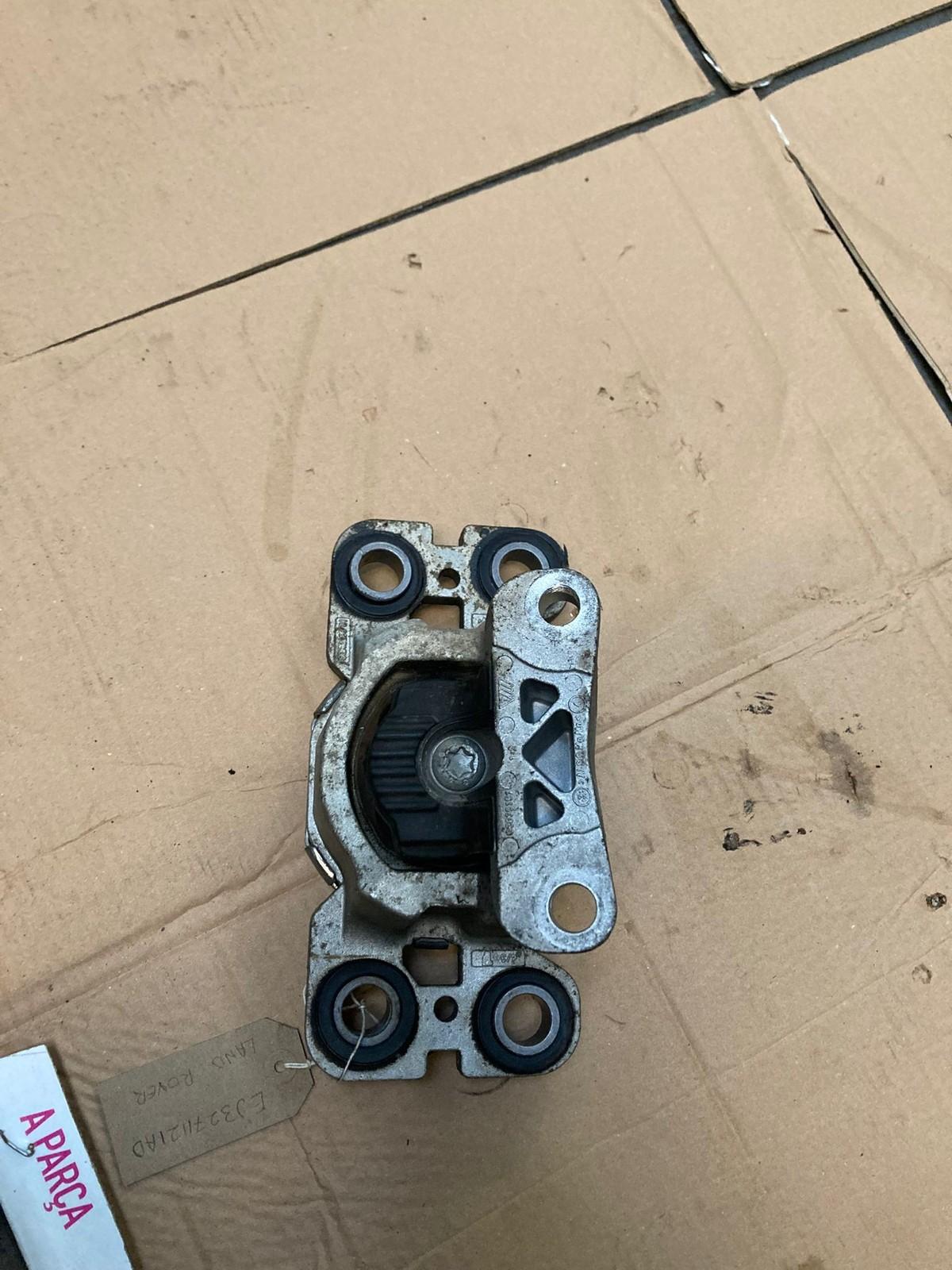 Range Rover Evoque (2011-2017) L538 Left Engine Mount EJ3271121AD