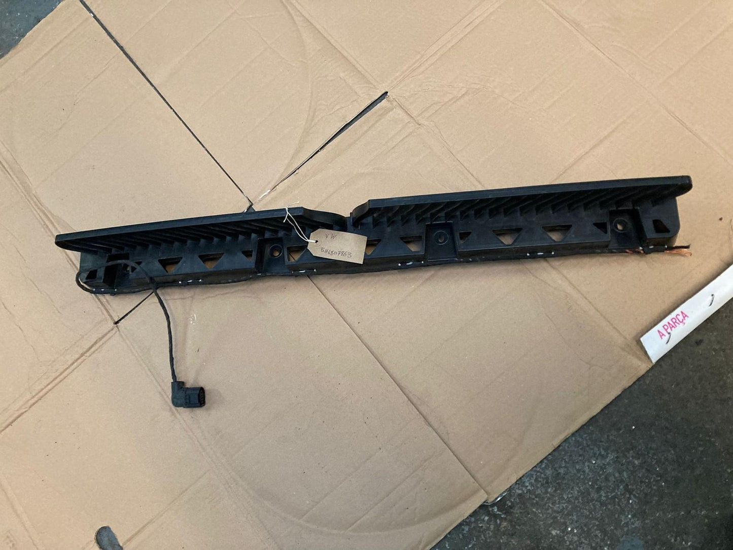 Volkswagen Golf MK8 (2020-2023) Rear Bumper Centre Bracket 5H6807863