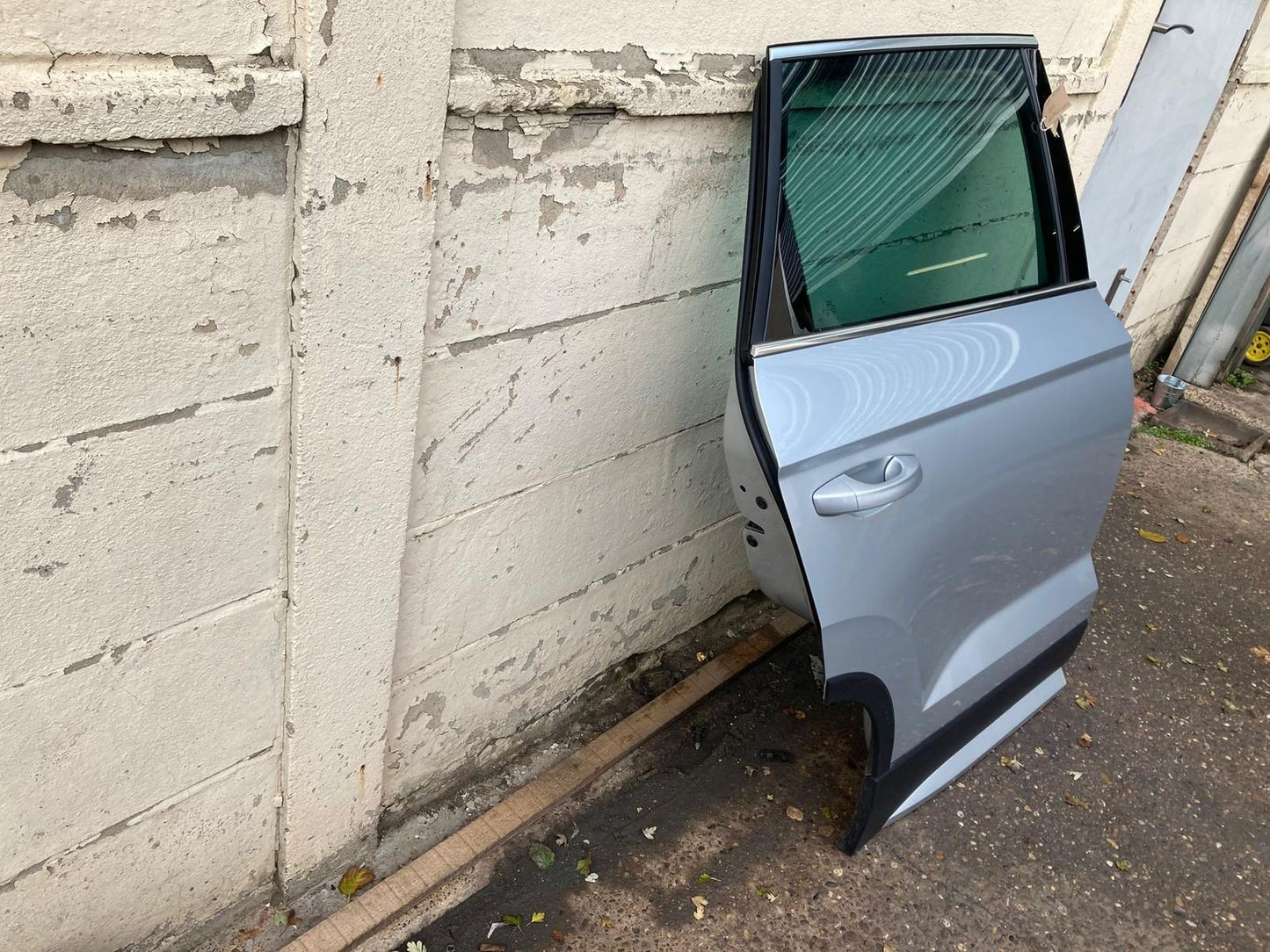 SEAT Ateca 2016-2025 MK1 O/S DRIVER REAR RIGHT DOOR SILVER