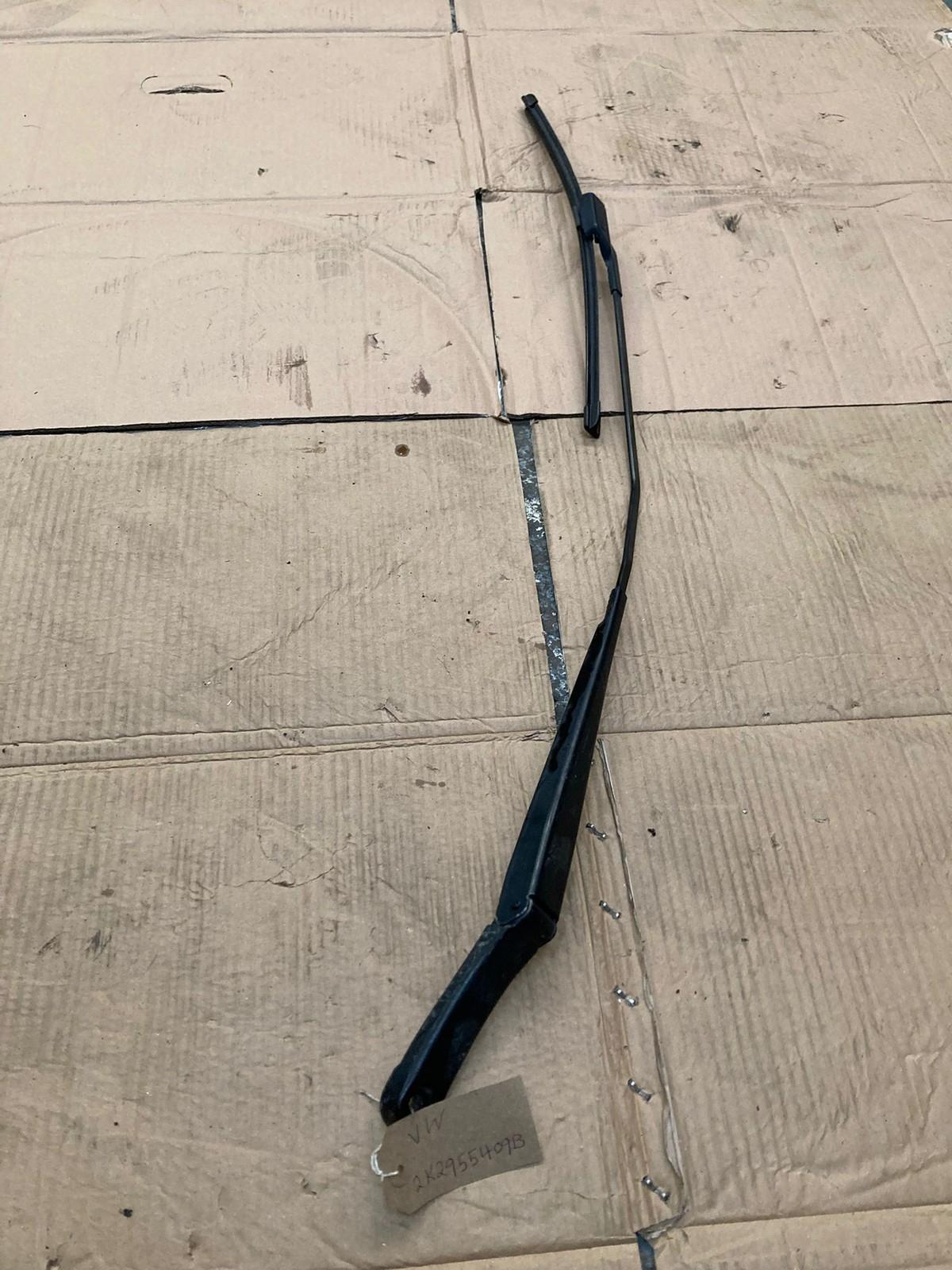 Volkswagen Caddy / Touran (2007-2016) Front Right Wiper Arm 2K2955409B
