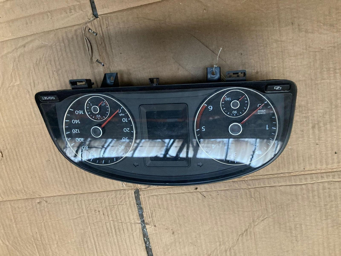 VW Caddy MK3 (2010‑15) Speedometer Instrument Cluster 2K0920965E