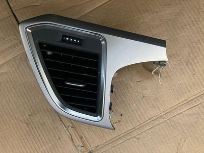 Seat Ateca 2016-2024 Right Front Dashboard Air Vent 577820902A