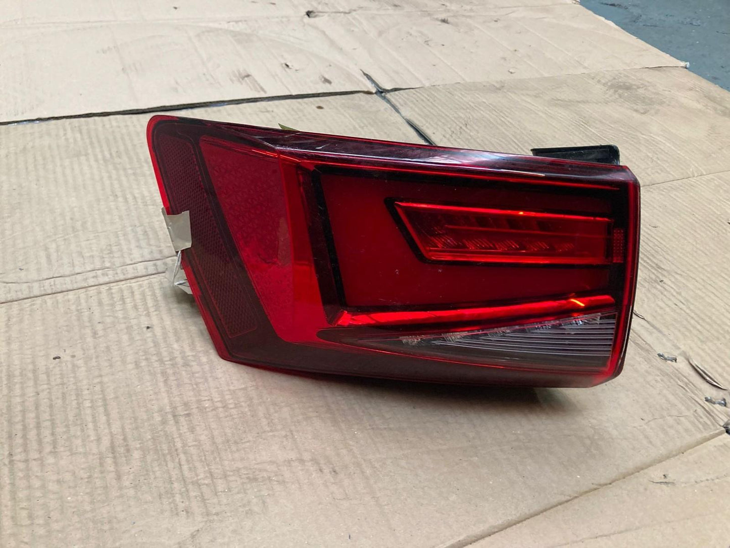 SEAT ATECA 2024 KH7 Rear Left Taillight 575945207E