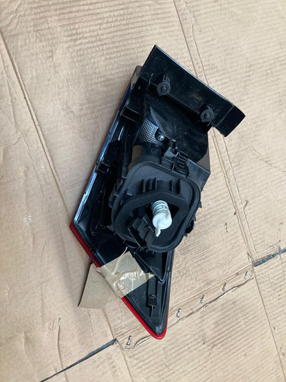 SEAT ATECA 2024 KH7 Rear Left Taillight 575945207E