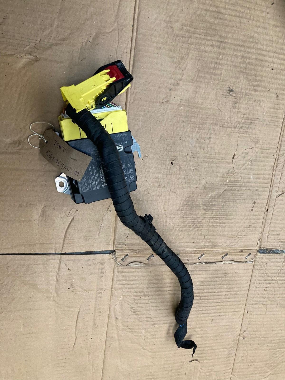 VW Seat, Passat, Skoda, 2016-24 Airbag Control Unit Module 5QF959655AT