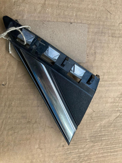 SEAT Ateca 2016 on Right Front Door Trim Corner 575837634B