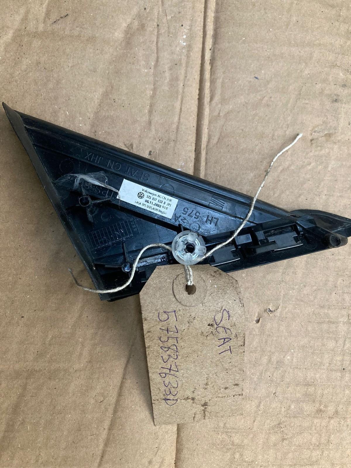 SEAT Ateca 2016 on Left Front Door Trim Corner 575837633D