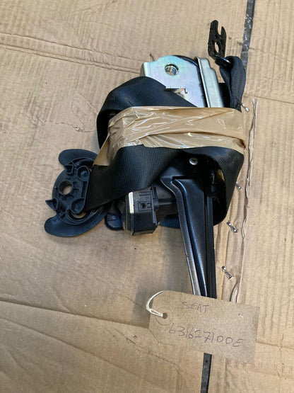 VW Golf MK5/6 2004-2013 Front Passenger Seat Belt (LH) 631627100E