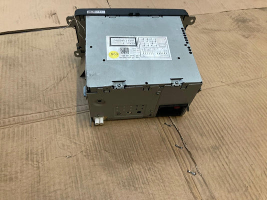 Volkswagen Golf/Passat (2009-15) CD Radio Head Unit 1K0035186AN