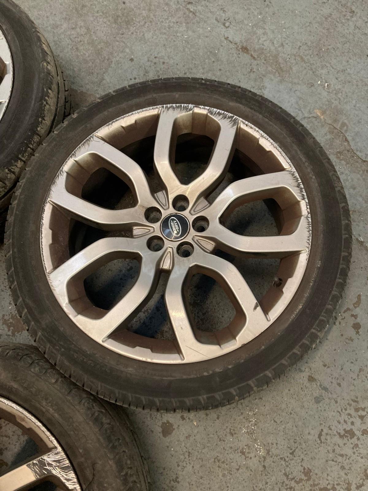 Range Rover Sport 245/45ZR20 Tyre 20 Inch – Fits L494 2014-2022