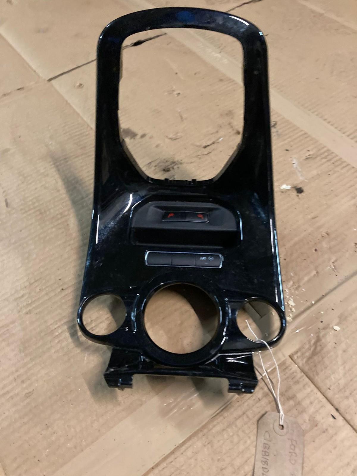 Ford Fiesta MK7 (2012-17) Centre Console Heater Control Surround Trim C1BB18D422