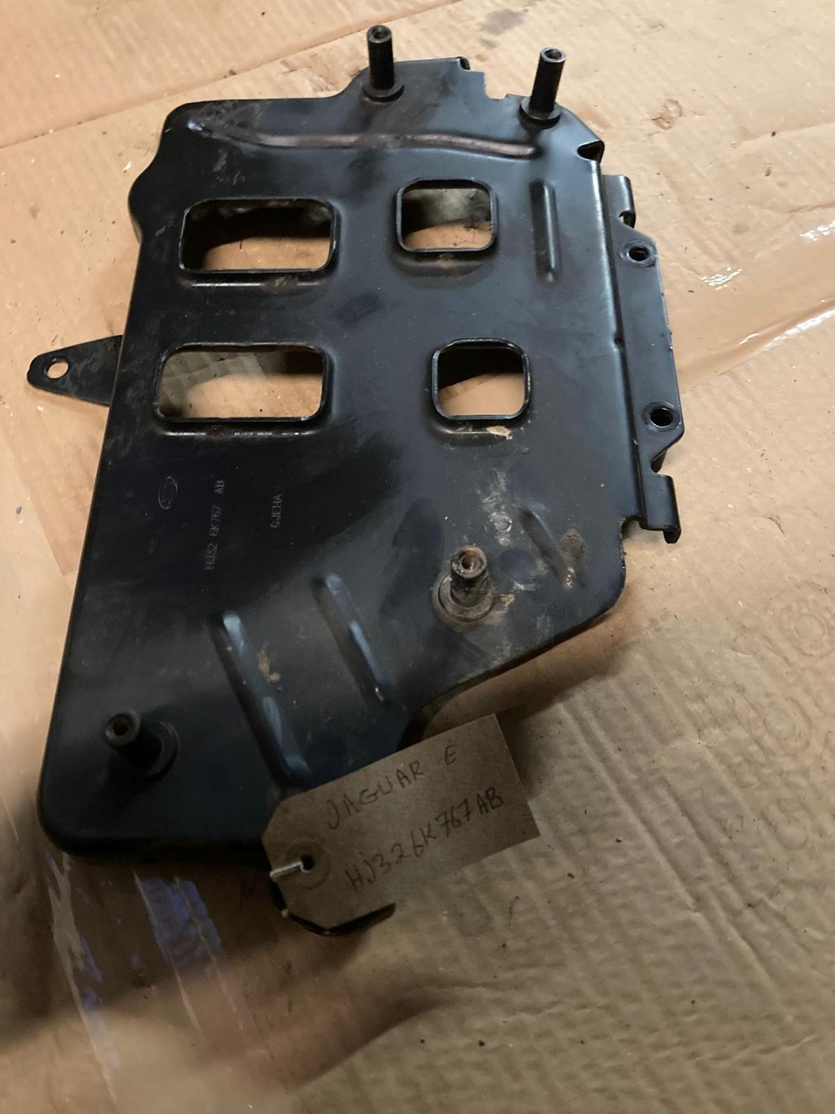 Range Rover Evoque L538 (2012-19) Radiator Intercooler Mount Bracket HJ326K767AB