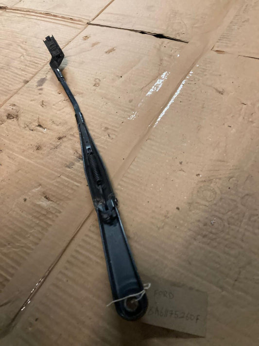 Ford Fiesta Mk6/7 (2013-2017) Right Hand Drive Front Wiper Arm 8A6117526DF