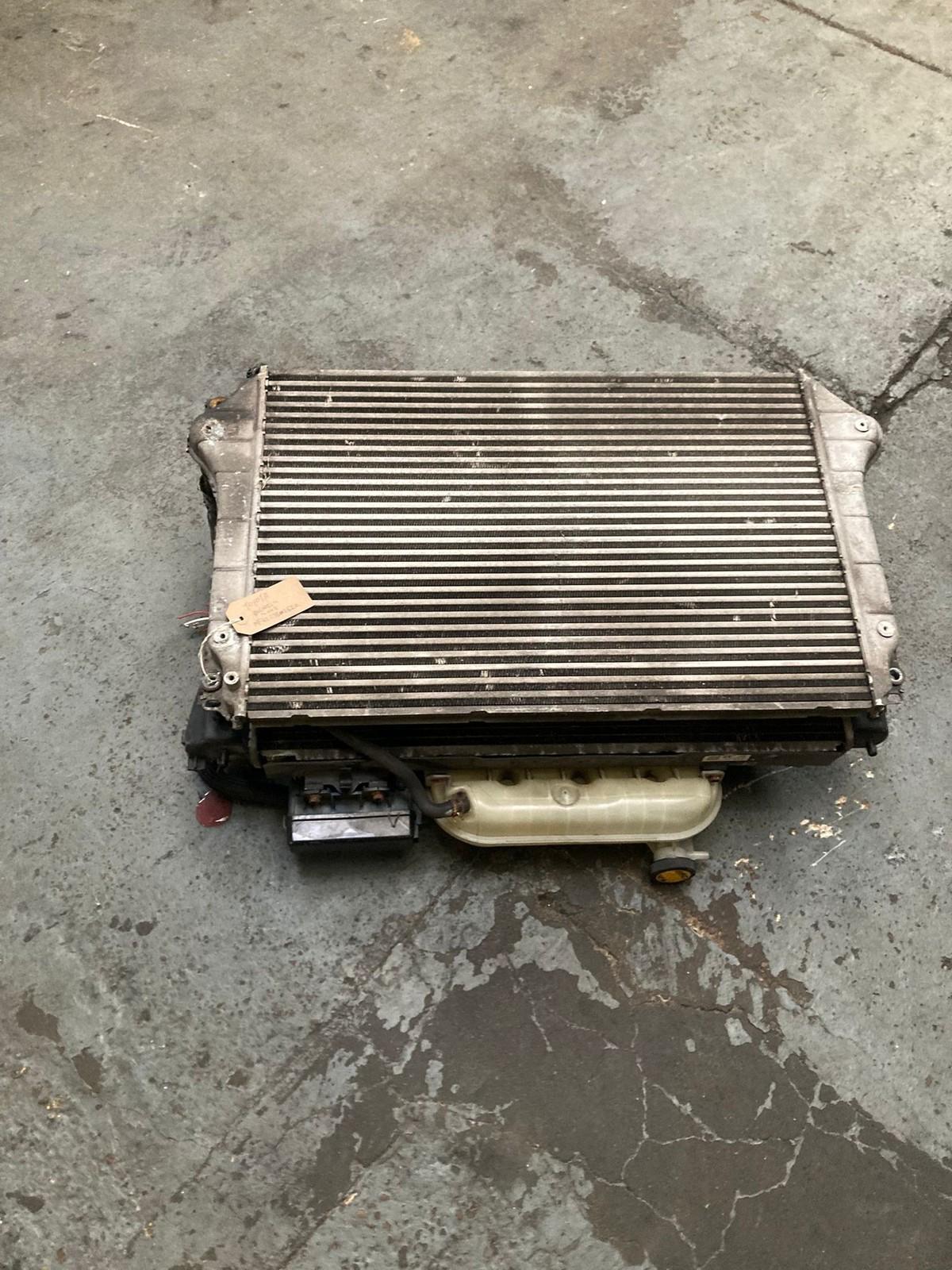 Toyota Avensis Mk2 2008 Radiator Cooling Fan Diffuser MF4227502520