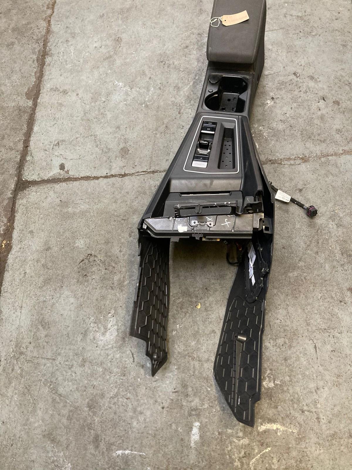 Volkswagen Golf Mk8 2019-2024 Centre Console Gear Surround 5H0863241A
