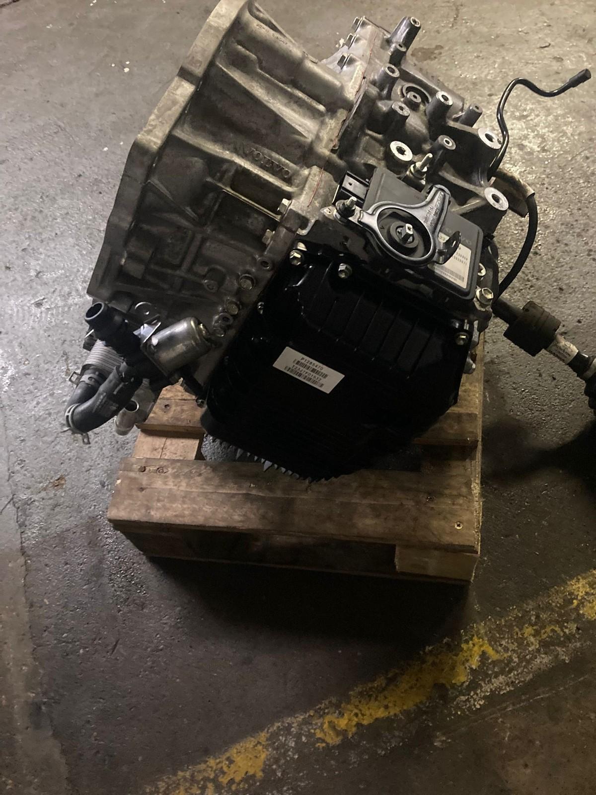 Volvo XC60 / XC90 / S90 2018 Automatic 8-Speed Transmission Assembly AWF8G55