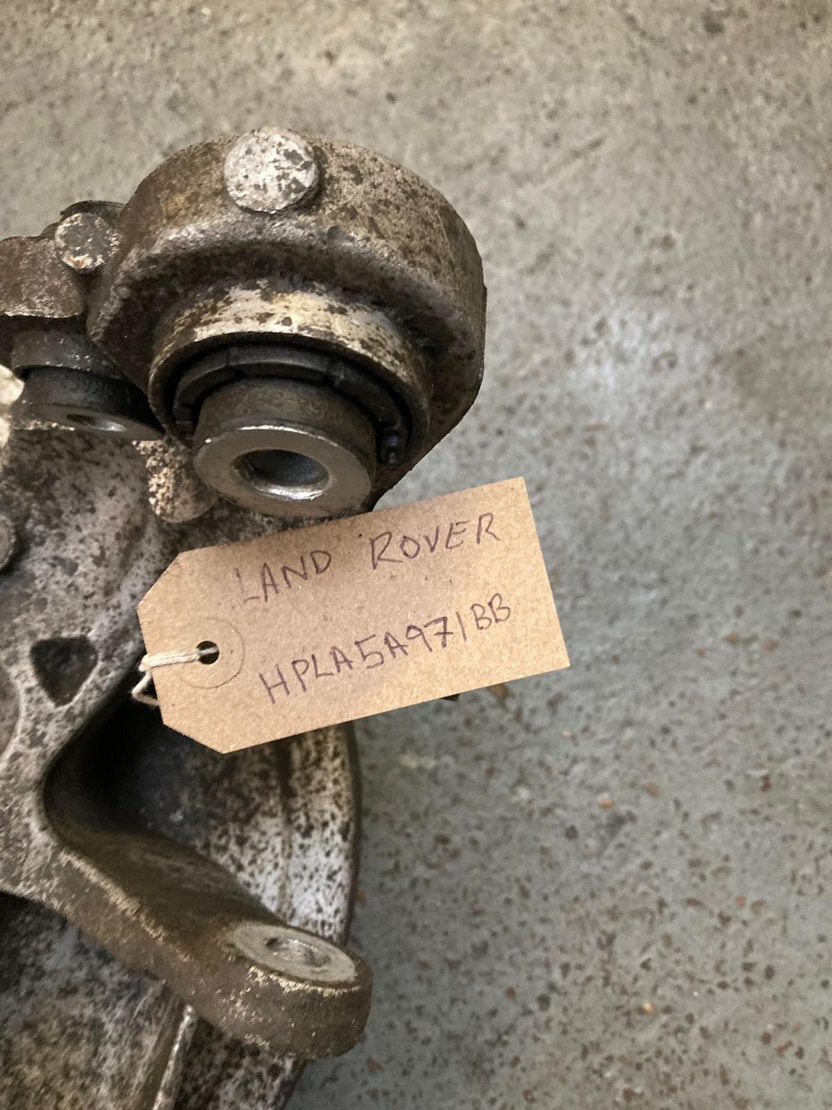 Land Rover Discovery 5 (2017-Present) Rear Suspension Hub Knuckle Assembly