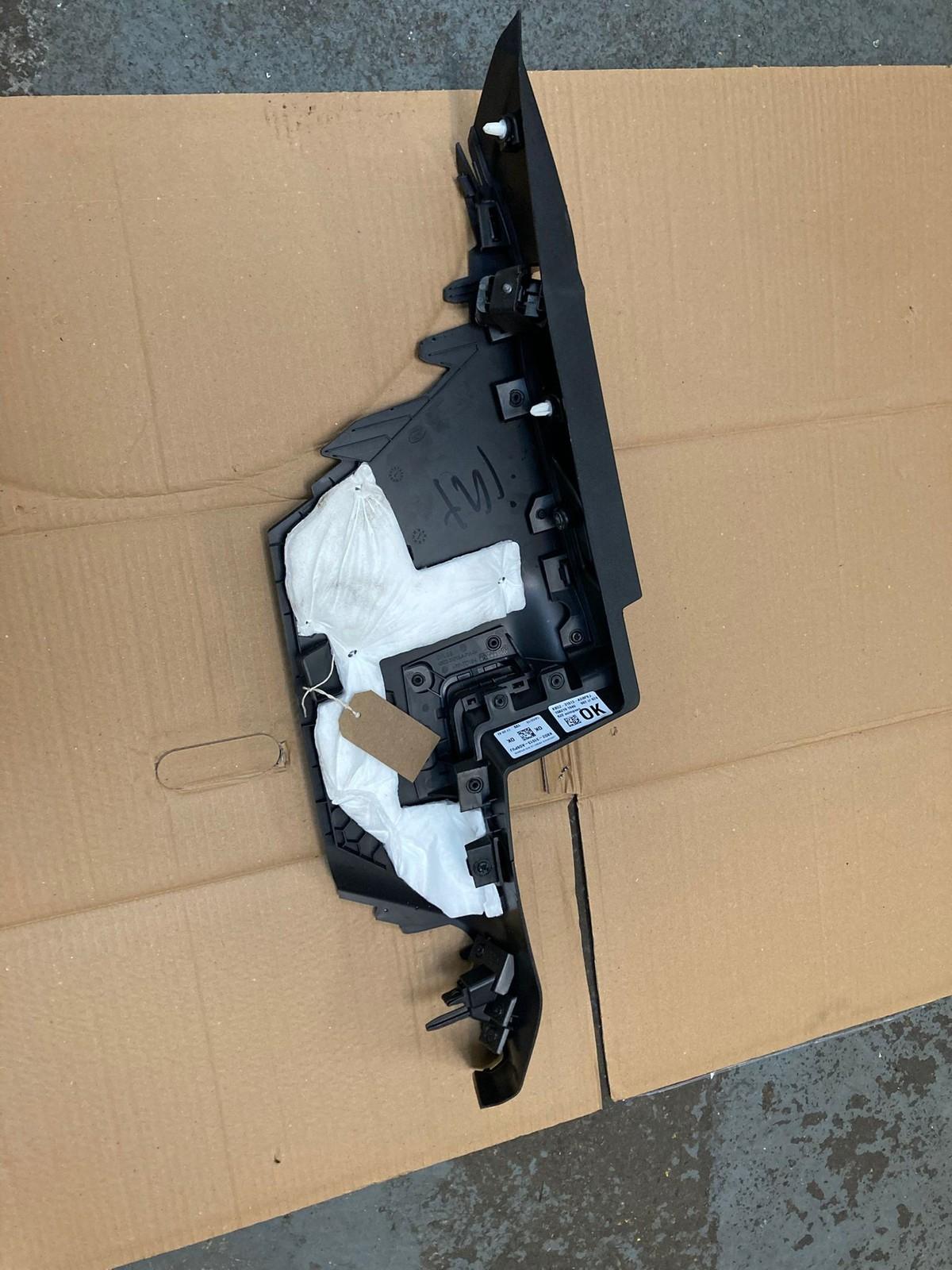 Range Rover Evoque L551 2019-2024 Rear Passenger Side C Pillar Cover Trim