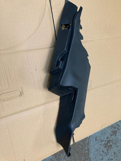 Range Rover Evoque L551 2019-2024 Rear Passenger Side C Pillar Cover Trim