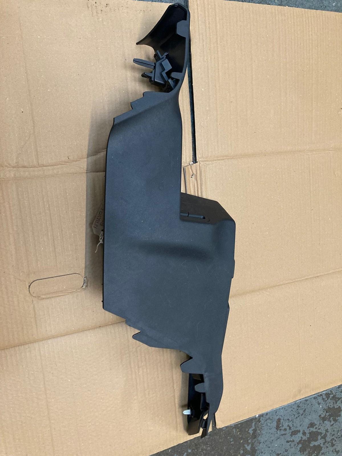 Range Rover Evoque L551 2019-2024 Rear Passenger Side C Pillar Cover Trim