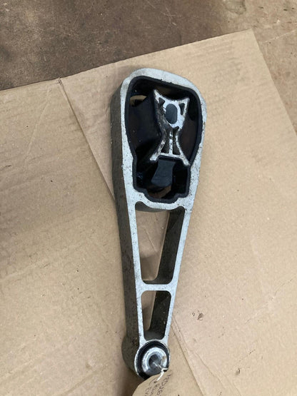 Range Rover Evoque L551 2019-2024 Engine Mount K8D26P082AB