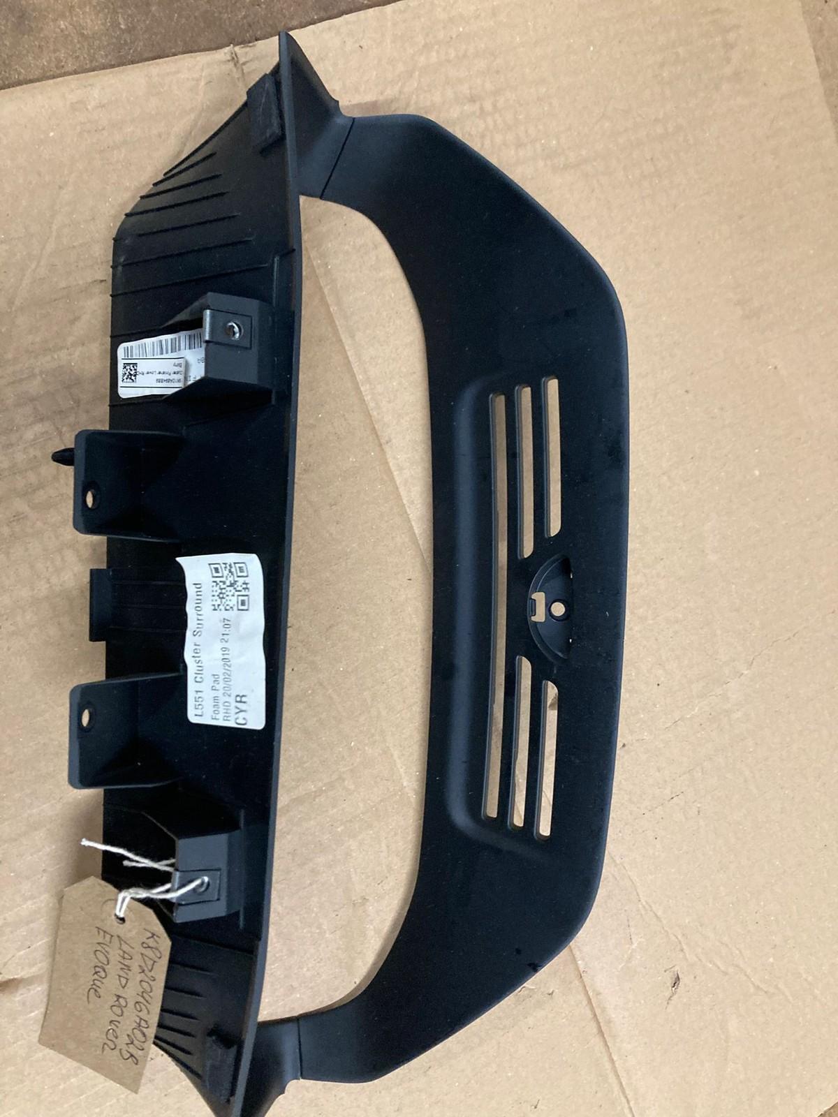Range Rover Evoque L551 2019-2024 Cluster Surround Panel Right RHD K8D2046A02B