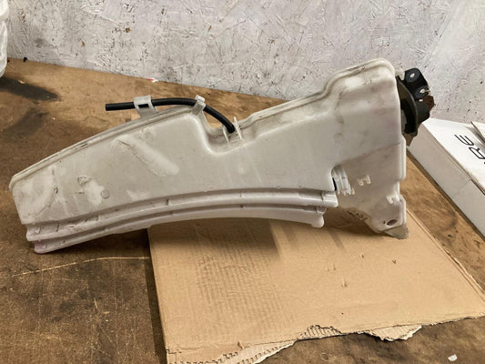 Range Rover Evoque L551 2019-2024 Windscreen Washer Reservoir K8D217B613B