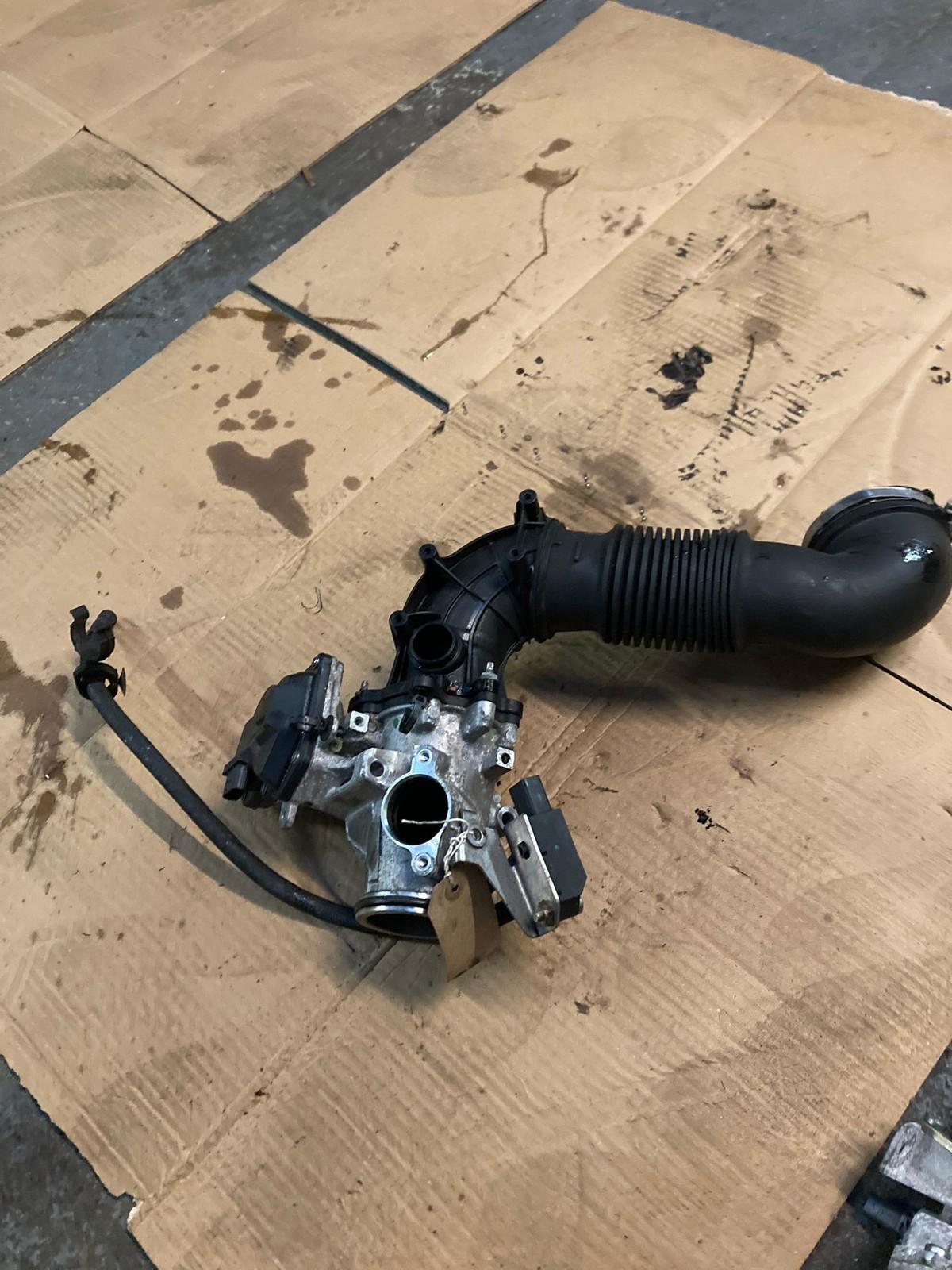 Land Rover Range Rover Evoque L538 2013-2018 EGR Valve G4D35H273CA