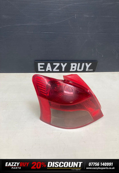 Toyota Yaris MK2 2006-2009 Rear Tail Light E131772
