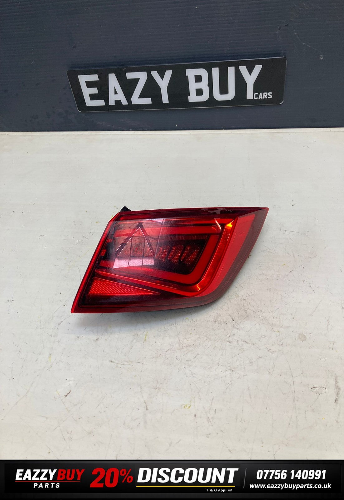 Seat Leon MK3 2017-2020 LED Rear Lamp Tail Light Right 5f9945208b