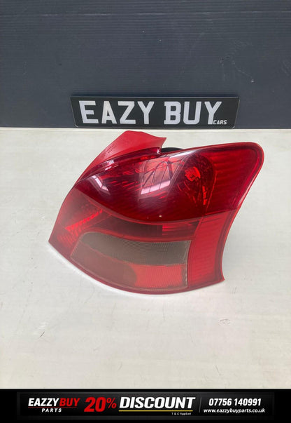 Toyota Yaris MK2 2006-2009 Driver Side Rear Tail Light e131772