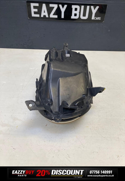 Nissan Micra MK3 Driver Side K12 2002-2006 Headlight 89007104