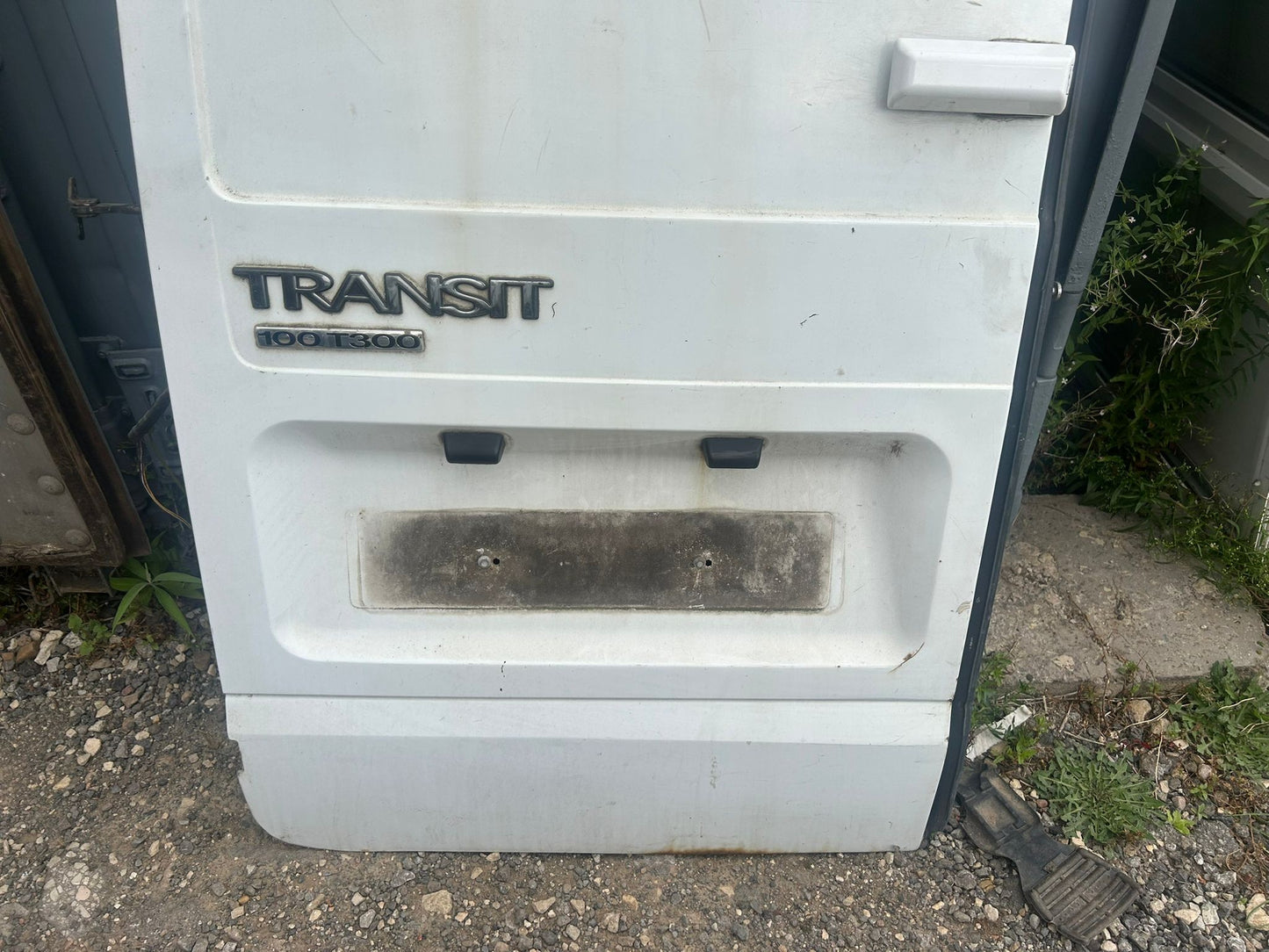 Ford Transit MK7 (2006–2013) Rear Barn Doors Leftside