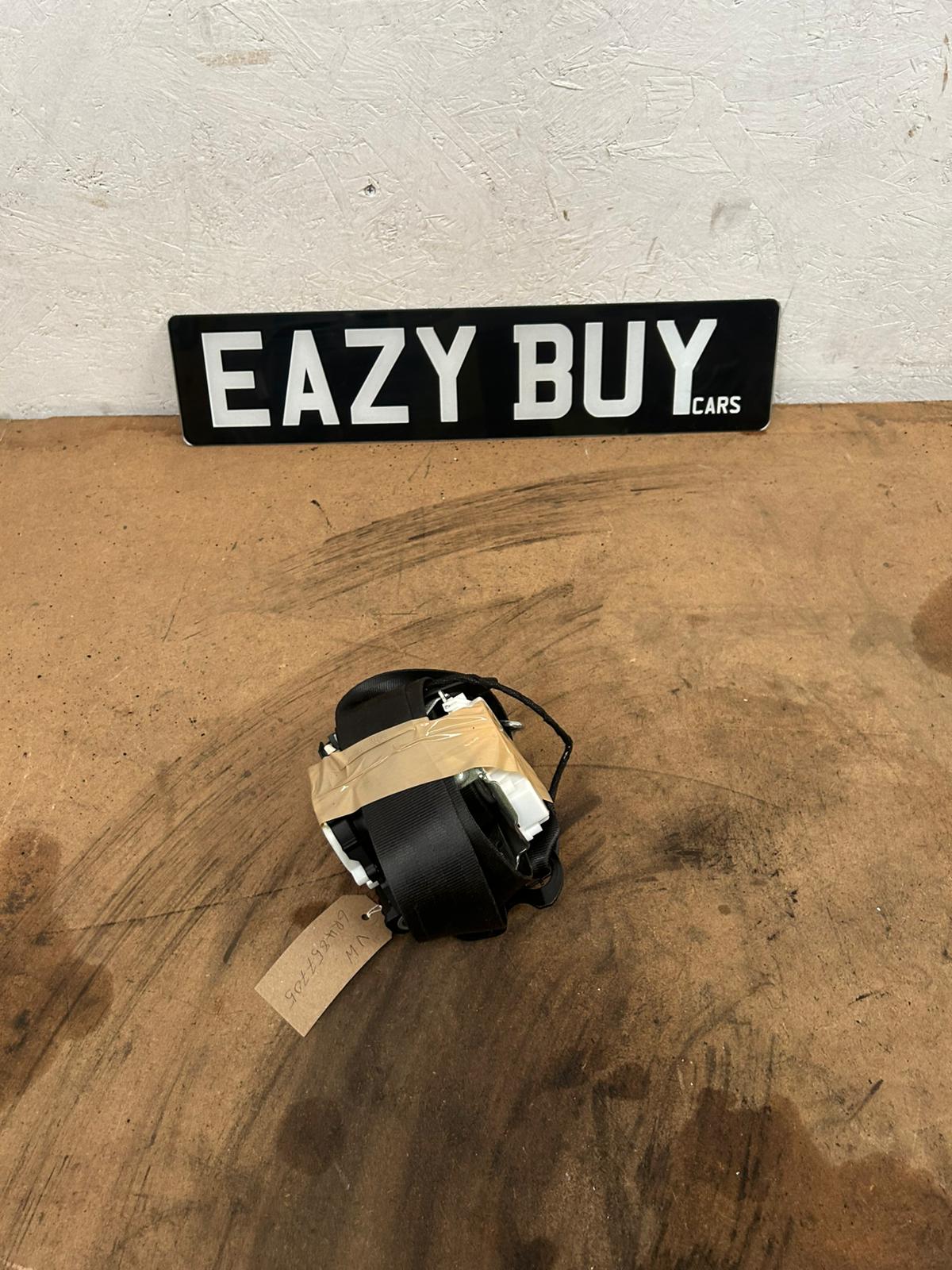 Volkswagen Polo Front Passenger Seat Belt Assembly 6R4857705