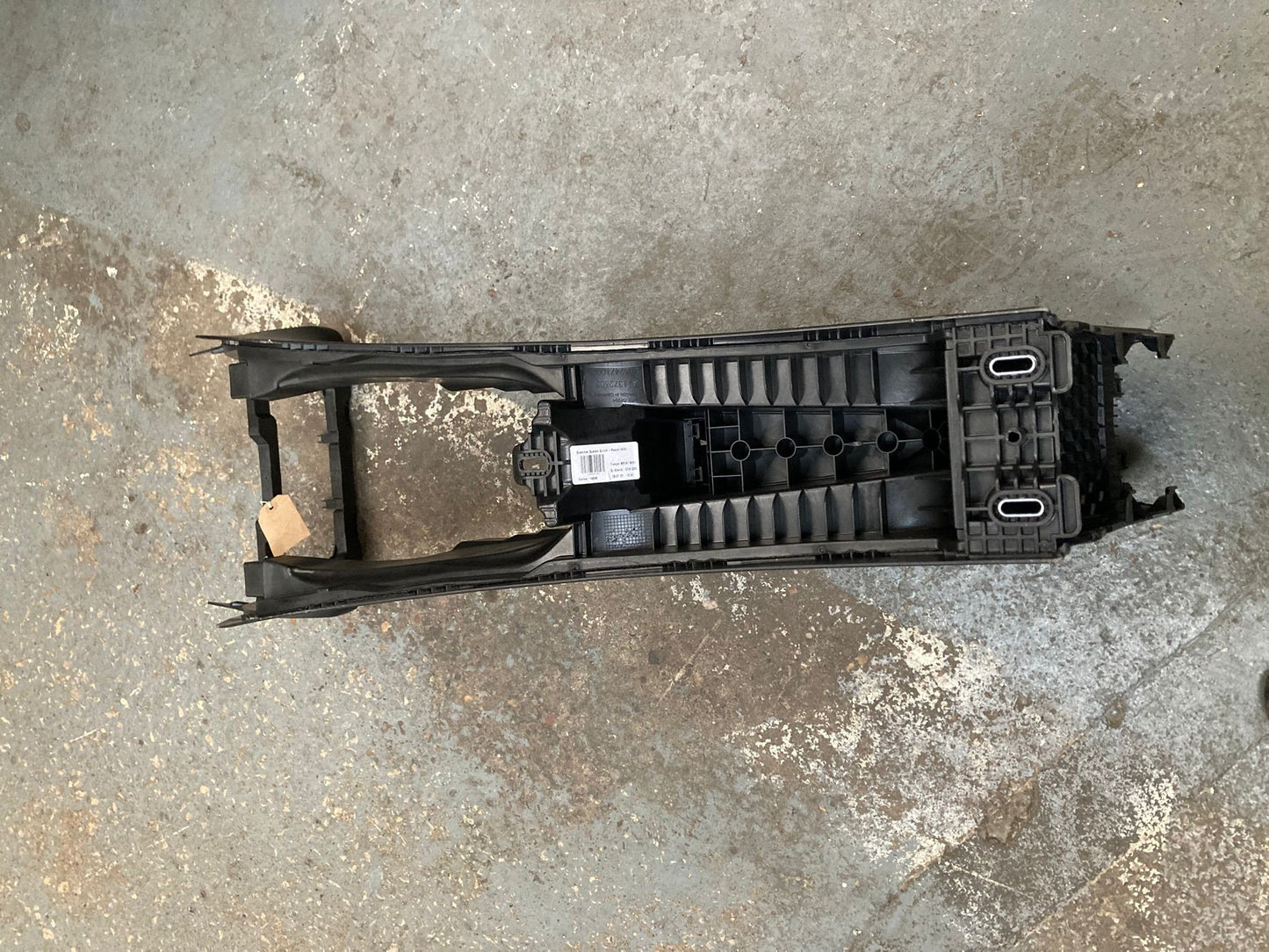 Mercedes EQA EQB GLA H247 W247 Centre Console Armrest A2476801801 20-24