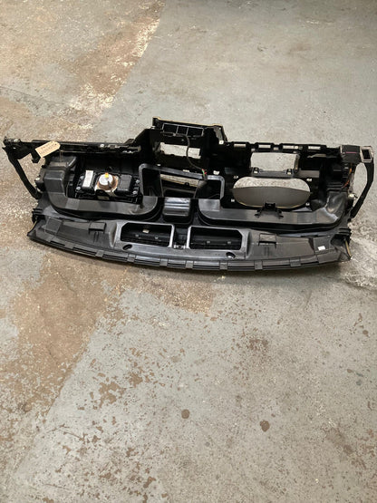 Volkswagen Golf Mk7 2013-2020 Dashboard 5G2858295