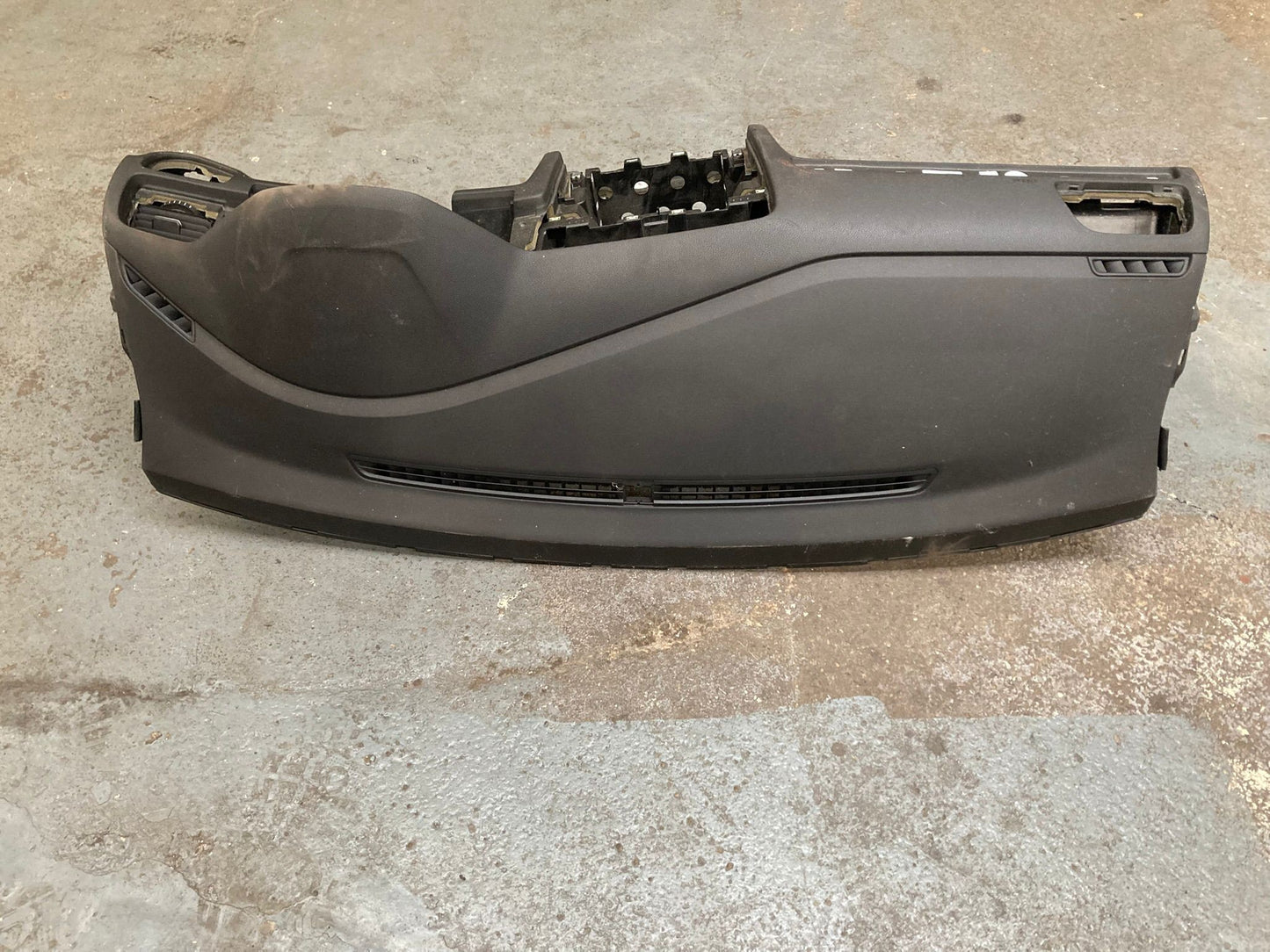 Volkswagen Golf Mk7 2013-2020 Dashboard 5G2858295