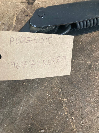 Peugeot 308 Mk2 2013-21 Front Right Wiper Arm 9677256380