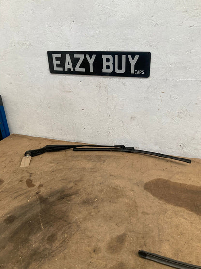 Peugeot 308 Mk2 2013-21 Front Right Wiper Arm 9677256380