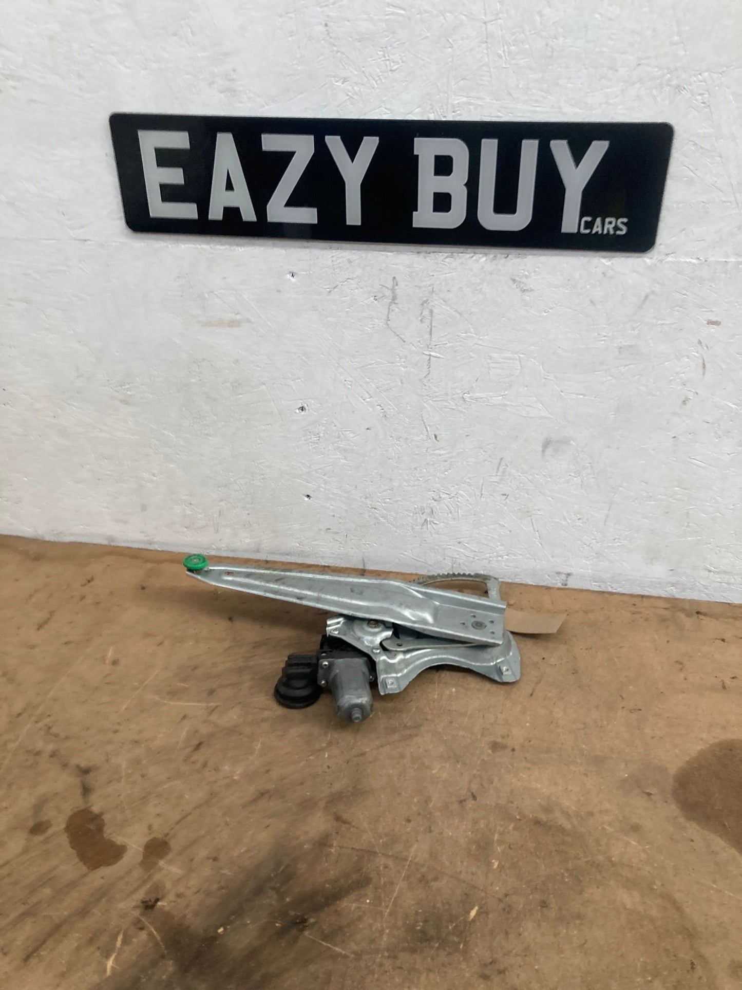 Toyota Auris / Yaris Window Regulator Front or Rear Left/Right 857100D100